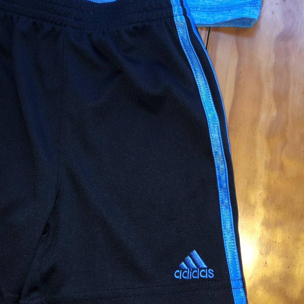 Adidas set! - Picture 3 of 5